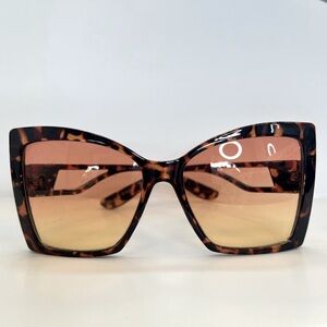 Sexy Oversized Tortoise Shell Sunglasses with Gradient Lenses